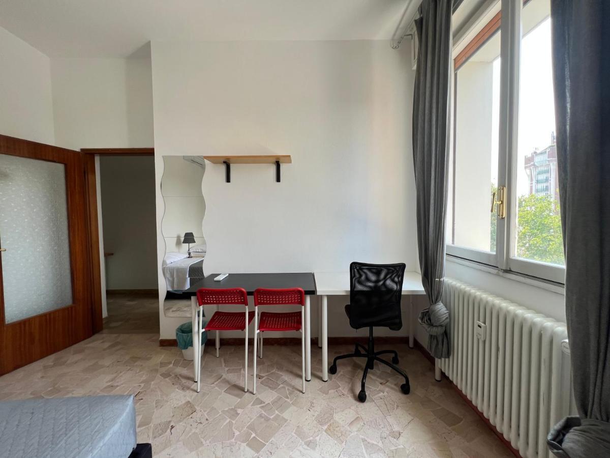 Bologna Fiera Fani Apartment Eksteriør billede