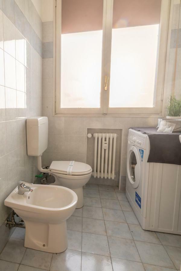 Bologna Fiera Fani Apartment Eksteriør billede